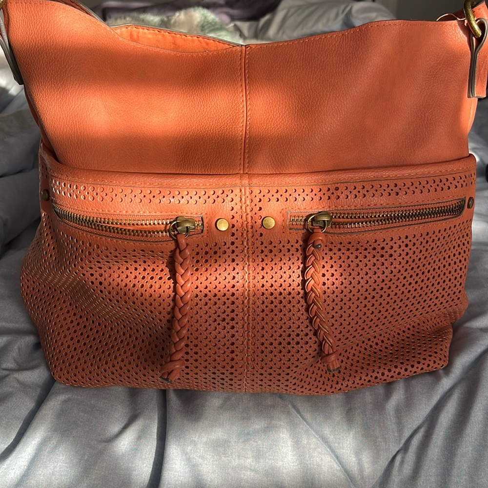 Orange Purse. Good condition. Cute.